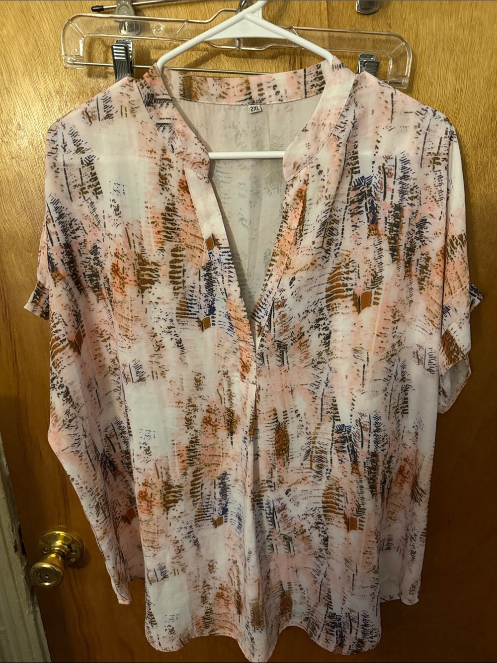 Abstract Print Split-Neck Women's Blouse in Light Pink